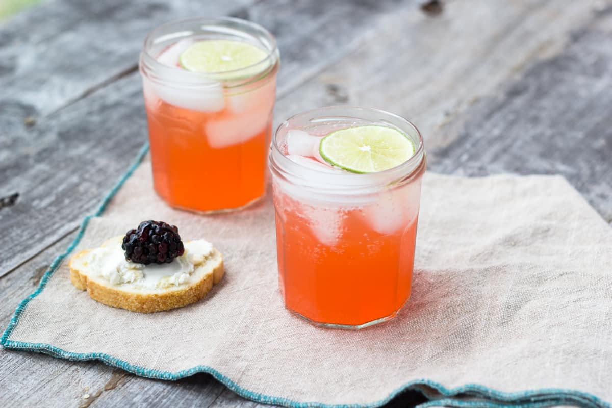 Aperol Spritz: This classic aperitif is perfect for paring with small bites like Crostini with Goat Cheese, Berries and Honey.